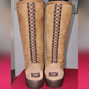 Ugg Chesnut boots tall